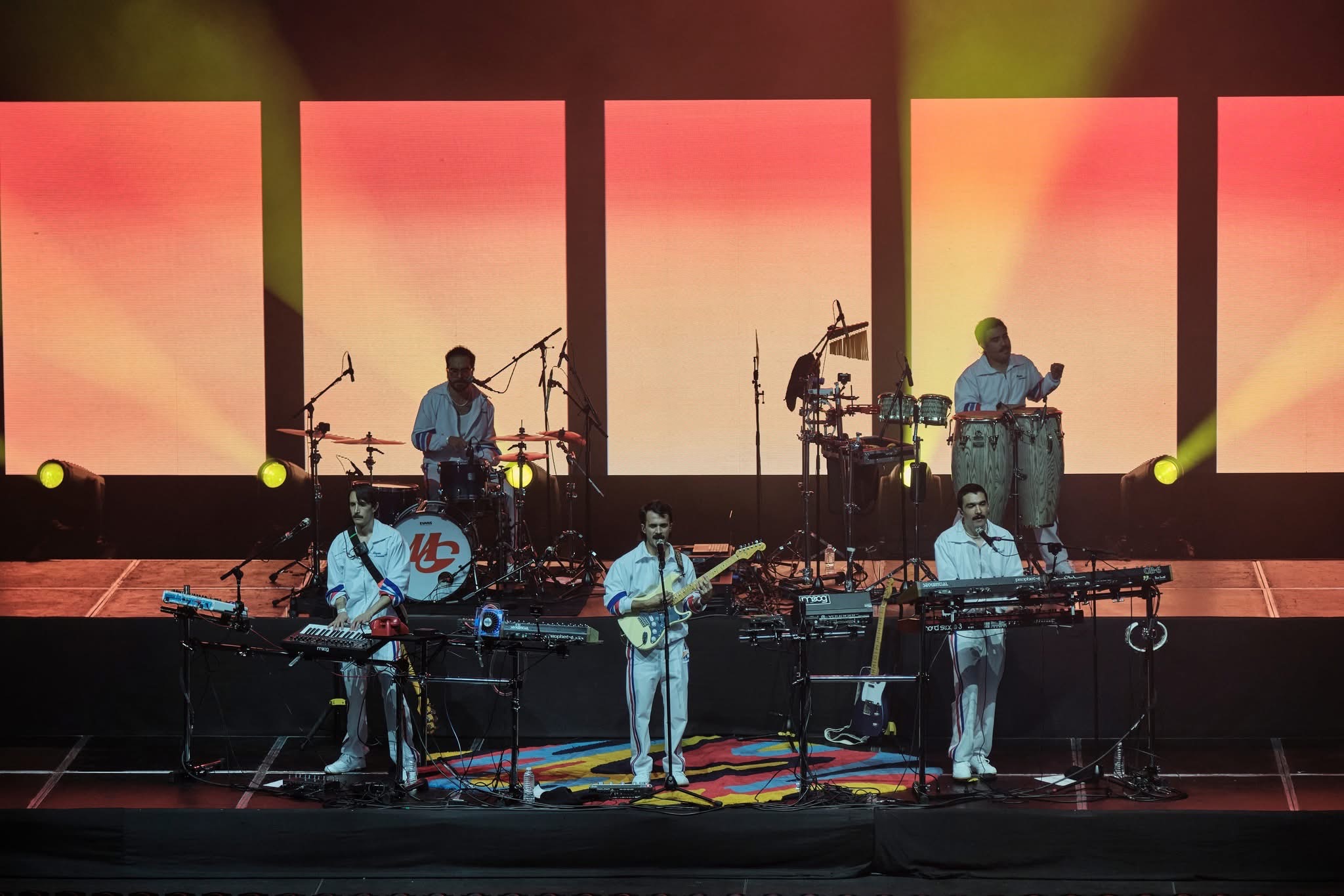Midnight Generation en Pepsi Center