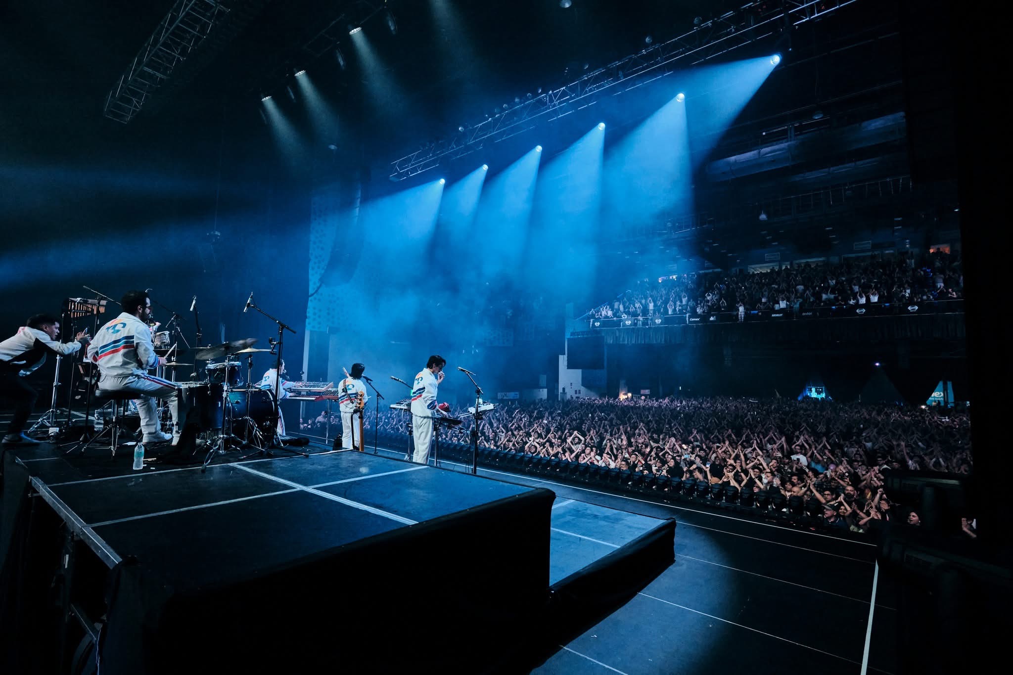 Midnight Generation en Pepsi Center