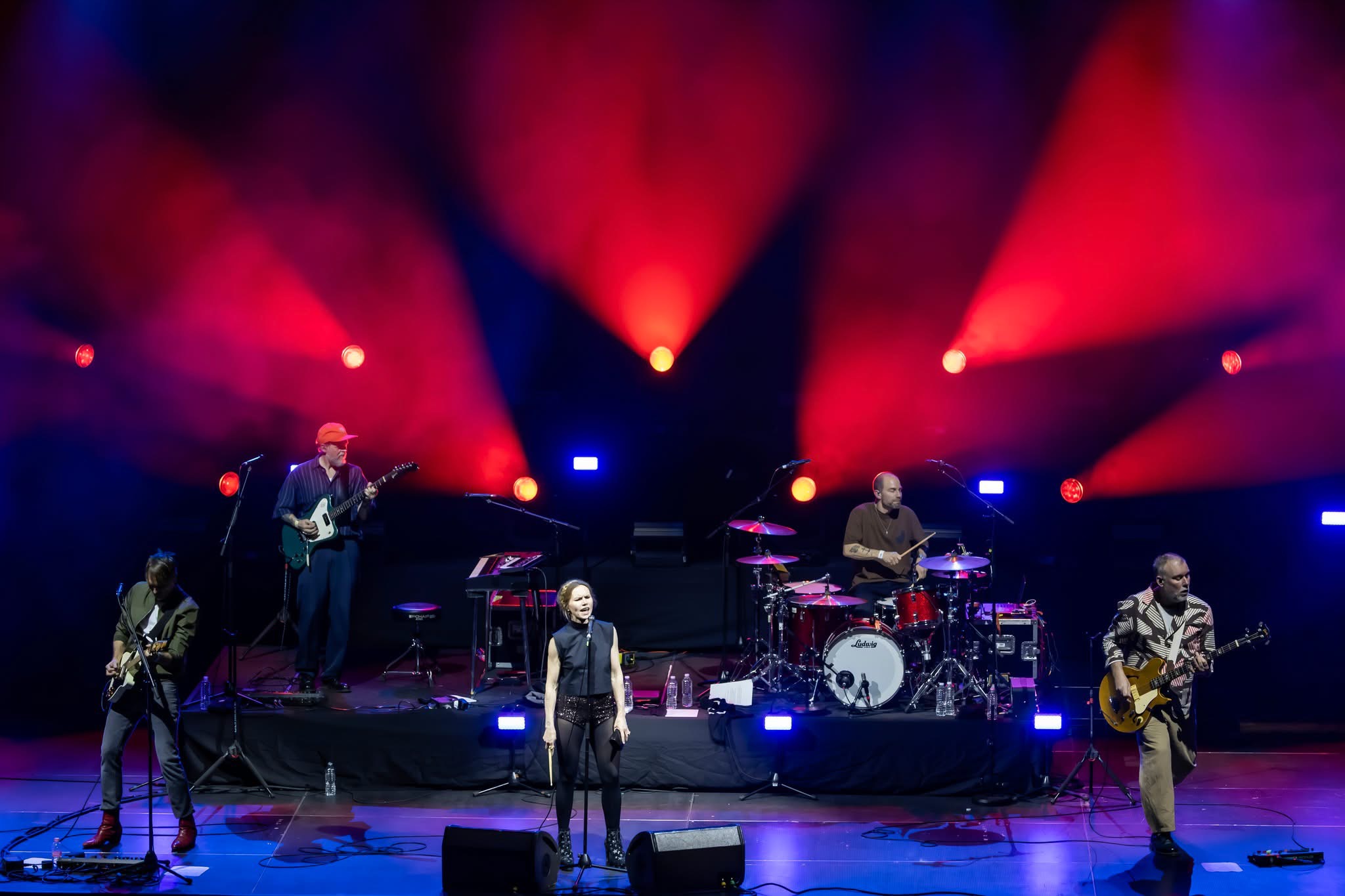 The Cardigans en Pepsi center