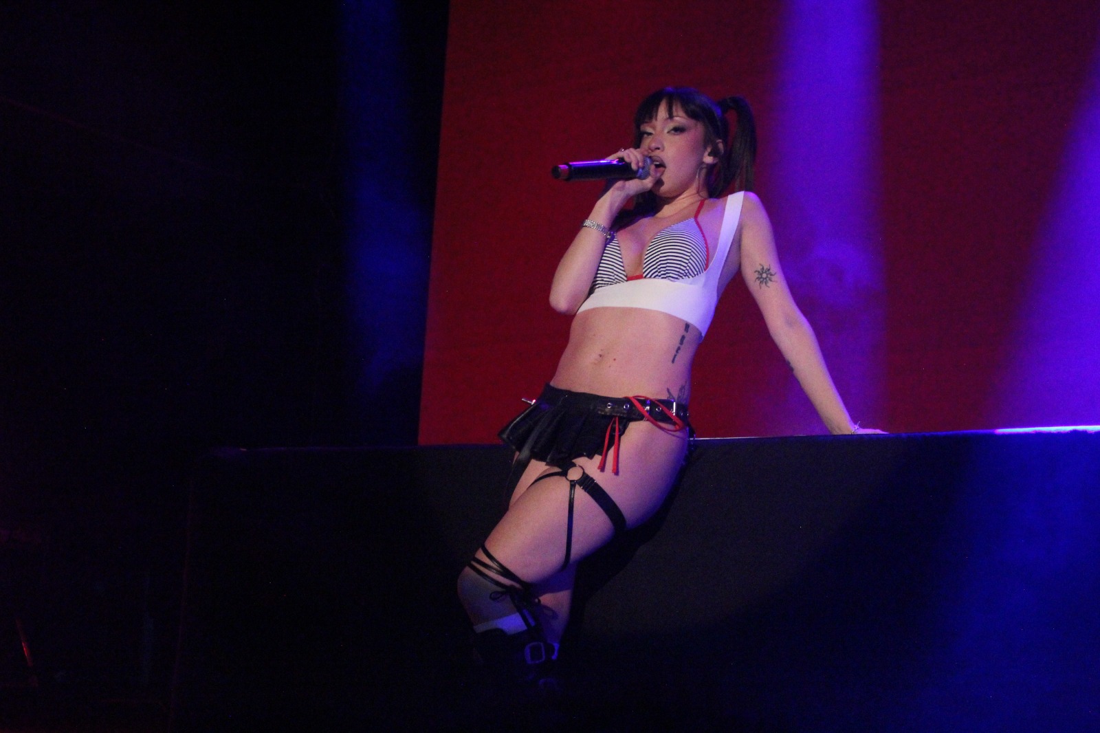 six sex 2 (1)