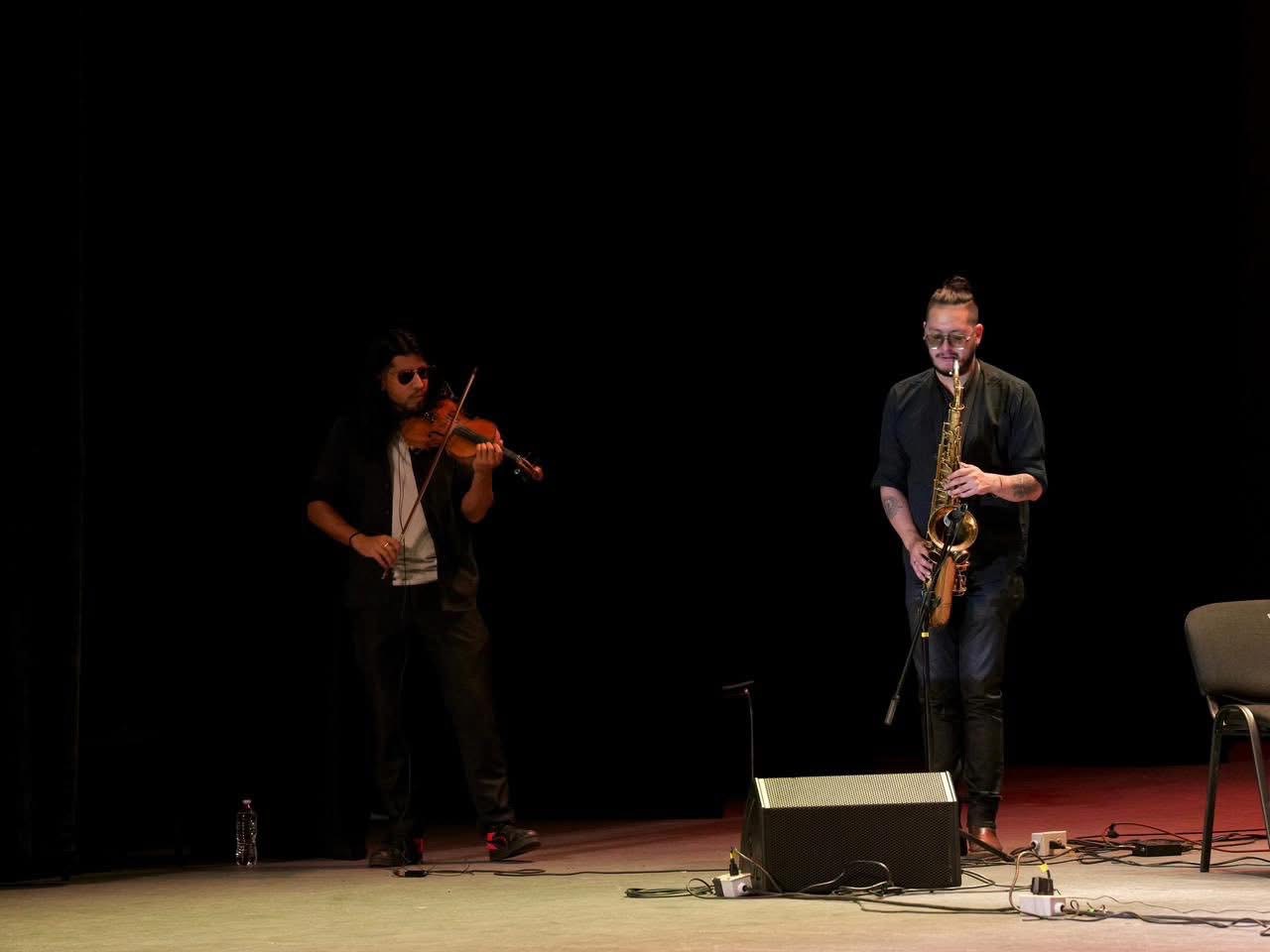 Tere Estrada, sirena de las letras y la musica en donde presentó su nuevo álbum “Nube Volcán”.