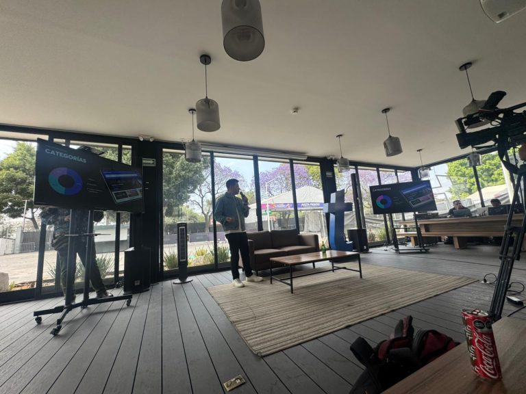 b64fca8d-c82f-4af0-9618-a0e959a115a6