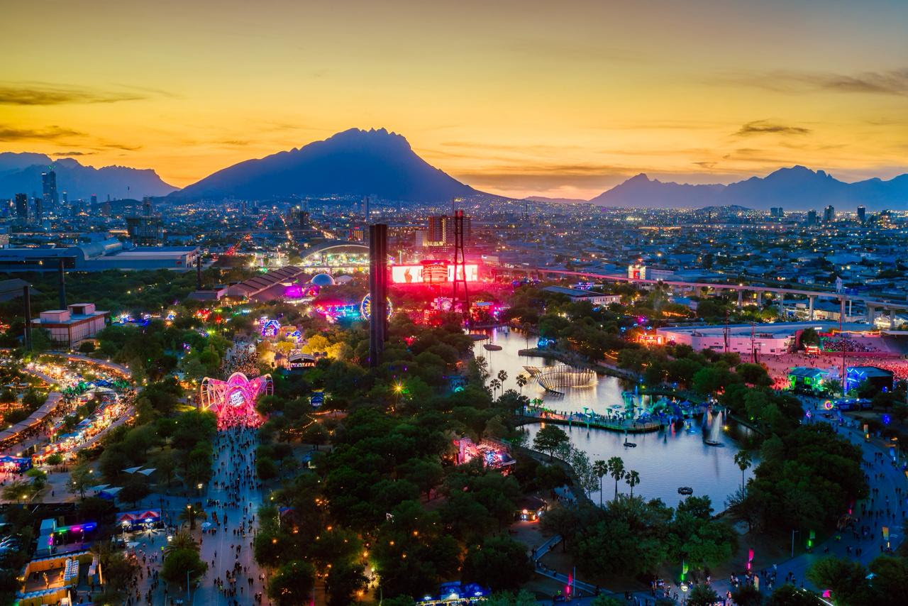 El rugido de una generación hizo eco en Tecate Pa'l Norte 2026 con The Killers, Zoé y DJO