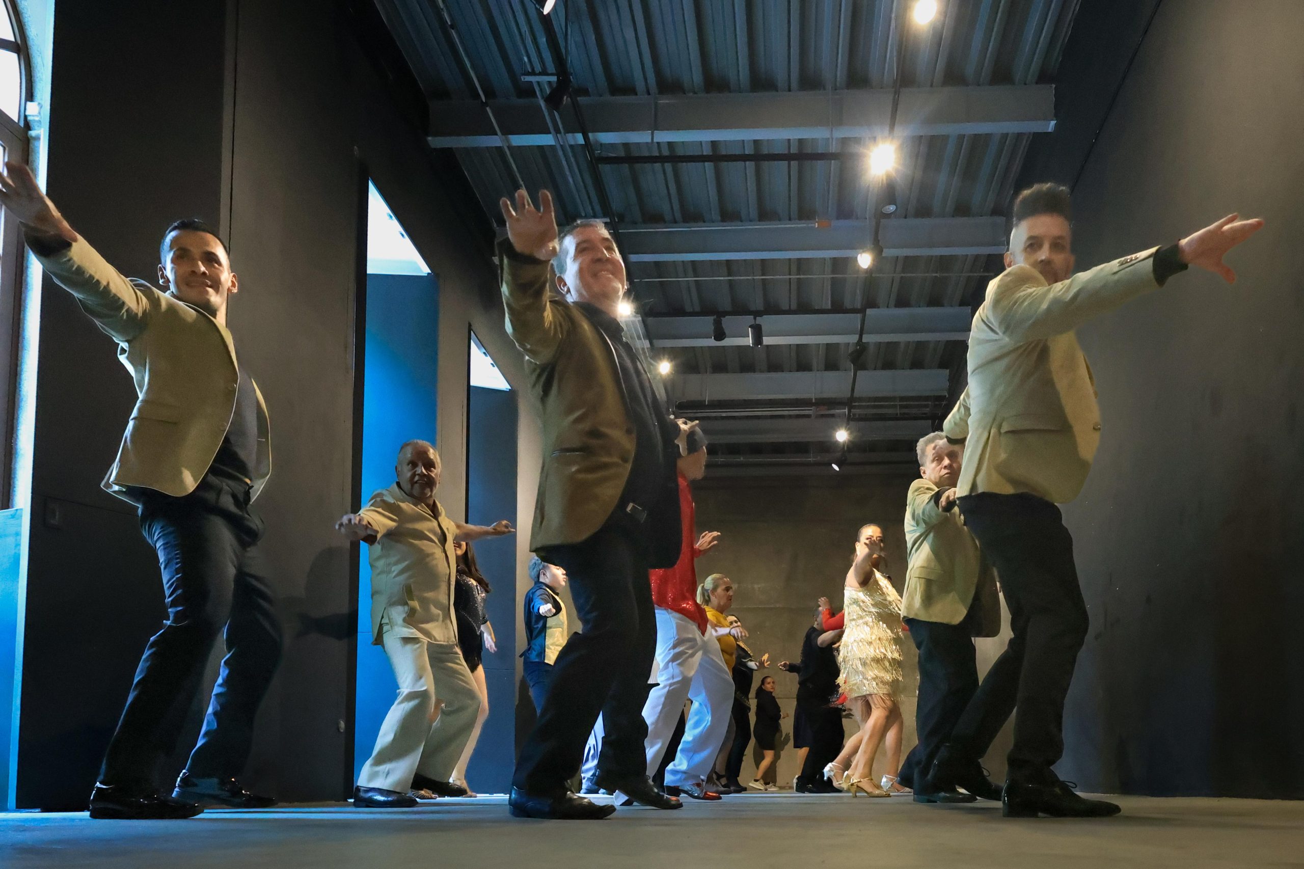 LA RUTINA DEL PUEBLO DIA INTERNACIONAL DE LA DANZA