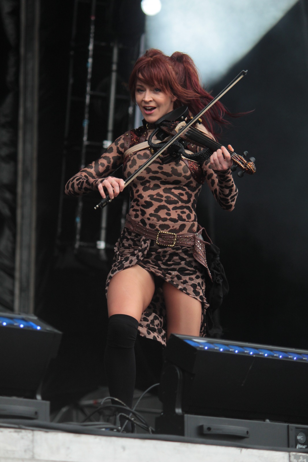 Lindsey Stirling, V (16)