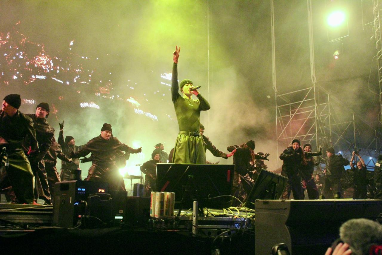 jackson wang - tecate pal norte (10)