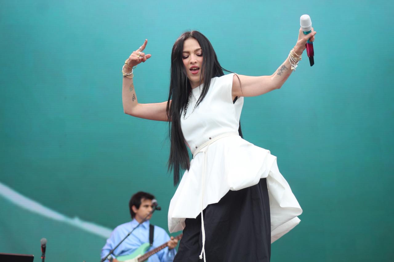 paty Cantu - tecate pal norte (7)