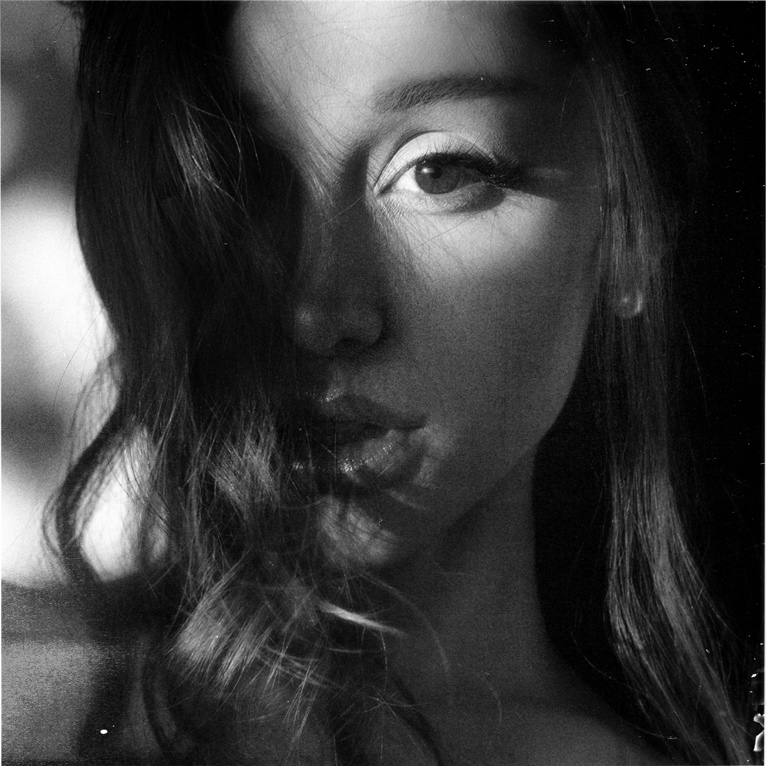 ARIANA GRANDE ANUNCIA FECHA DE LANZAMIENTO DE hate that i made you love me