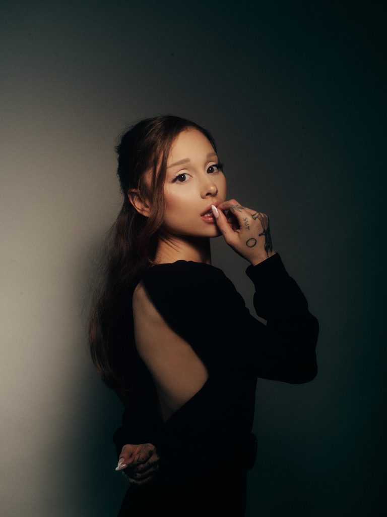 ARIANA GRANDE LANZA SU TAN ESPERADO SENCILLO “hate that i made you love me”