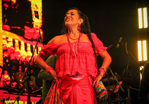 DÍA DE LAS MADRES CON LILA DOWNS 1