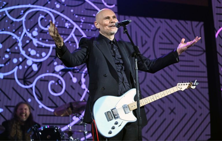 Smashing Pumpkins rinden homenaje a 'Zero